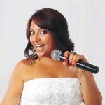 Sharon Acioly (Ai se eu te pego) abre o coração em coletiva Sharon Acioly (Ai se eu te pego) abre o coração em coletiva